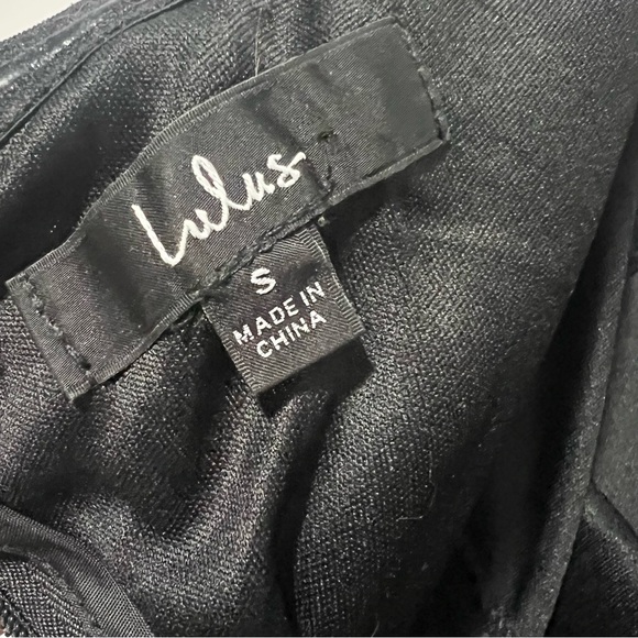 Black Floral Velvet Strapless Dress - Picture 7 of 7